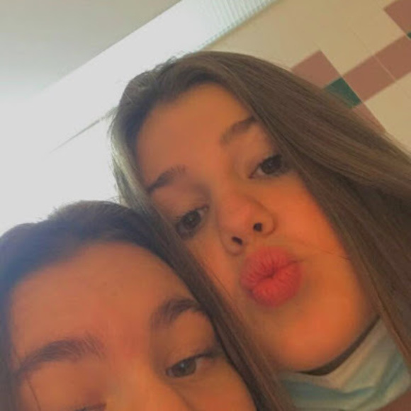 Meet your Posher, Jordyn - Picture 1 of 1